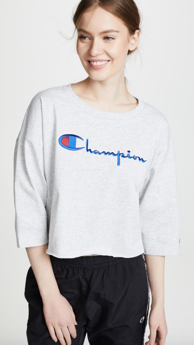 抖音整个夏天想和你环游世界是什么歌，整个夏天都想和你环游世界的歌（这是肯豆最最甜的一次）