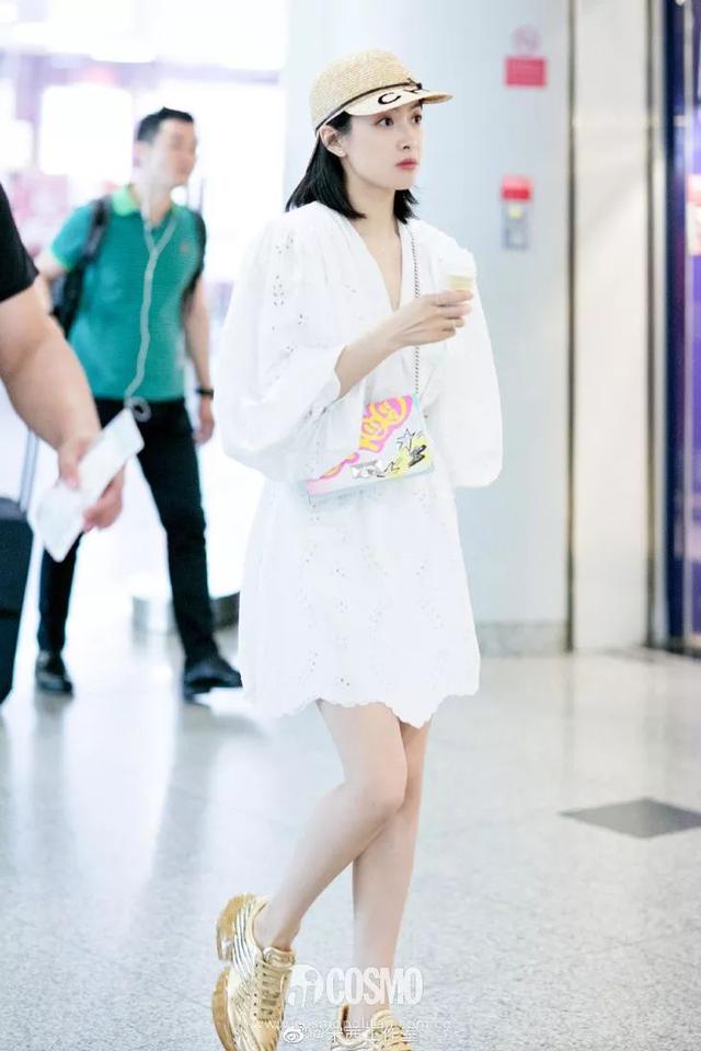 抖音整个夏天想和你环游世界是什么歌，整个夏天都想和你环游世界的歌（这是肯豆最最甜的一次）