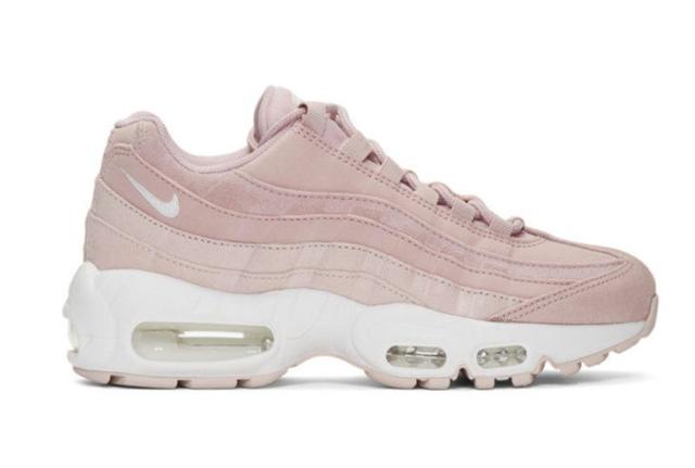 抖音整个夏天想和你环游世界是什么歌，整个夏天都想和你环游世界的歌（这是肯豆最最甜的一次）