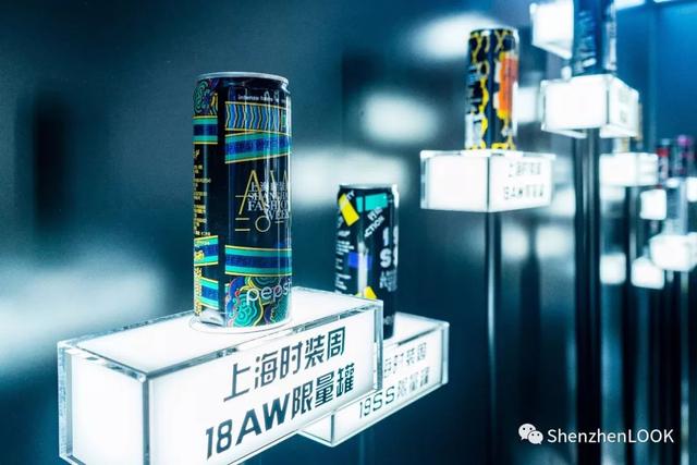 像百事可乐标志的衣服是什么牌子，logo像百事可乐的衣服（百事可乐快闪店）