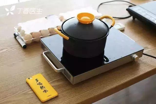 鸡蛋全熟要煮几分钟，鸡蛋煮全熟要几分钟（一个实验告诉你正确做法）