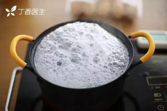 鸡蛋全熟要煮几分钟，鸡蛋煮全熟要几分钟（一个实验告诉你正确做法）