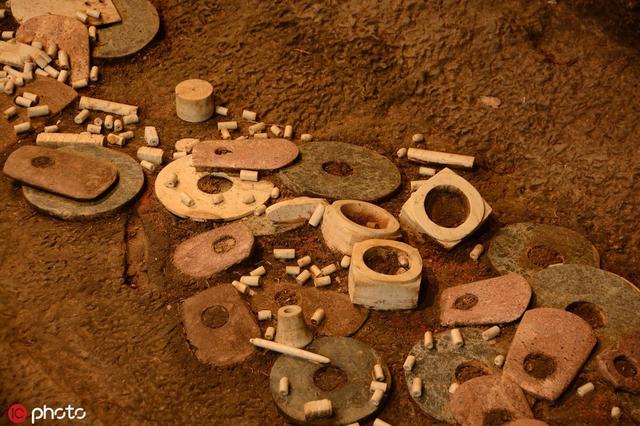 良渚古城遗址位于浙江省哪里，良渚古城遗址在浙江省哪（良渚古城遗址公园正式开放）