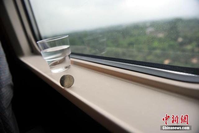 高铁用什么燃料，高铁动车是用什么燃料（系安全带吗……这些知识你都知道吗）