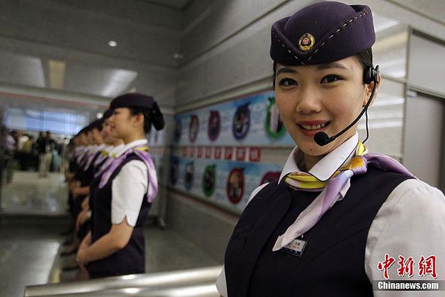 高铁用什么燃料，高铁动车是用什么燃料（系安全带吗……这些知识你都知道吗）