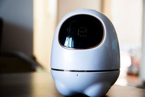 led点阵屏原理是什么，led点阵是什么意思（属于小孩子的智能机器人来了）