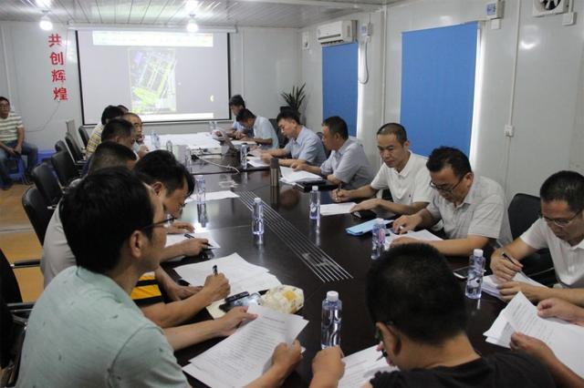 陈万东个人简历，万东华 简历（区委书记陈万东调研华兴玻璃迁建项目）