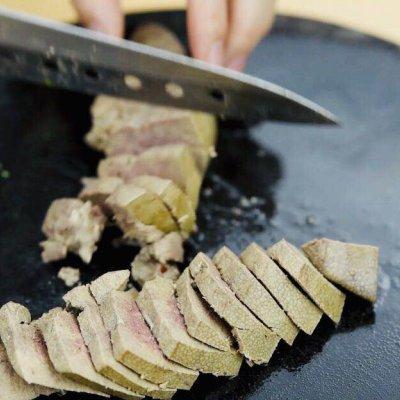 猪肝怎么凉拌好吃，新鲜猪肝怎么炒（减肥餐～凉拌猪肝走起）