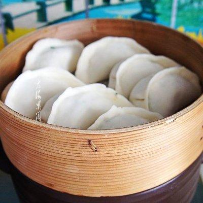 韭菜鸡蛋蒸饺需要蒸几分钟，怎样做美味的韭菜鸡蛋蒸饺（超级简单的韭菜西葫芦鸡蛋馅蒸饺）