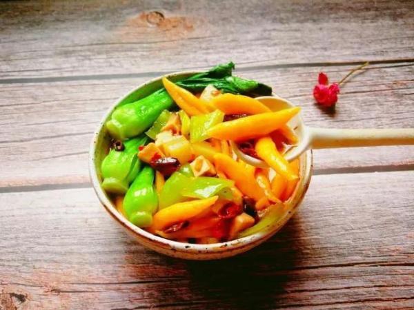 土豆可以做什么菜，土豆做菜的菜谱大全（土豆的8种美味花式做法）