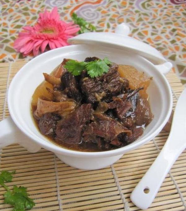 家常简单牛肉炖萝卜，牛肉炖萝卜最好吃的14种做法