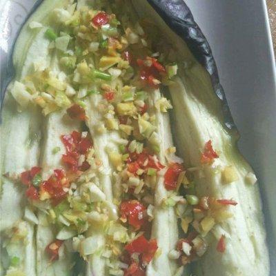 清蒸茄子的做法，清蒸茄子的家常做法汁怎么做（周末和美味的蒸茄子更配哦）
