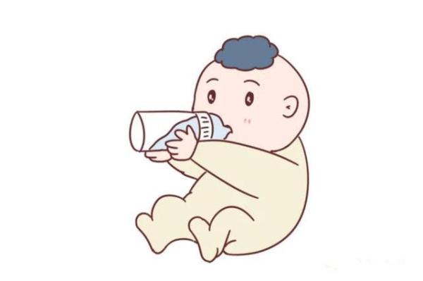 宝宝多大可以吃果泥，多大的宝宝能吃果泥（婴儿饮食17个热门问题）