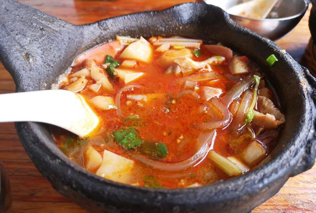 砂锅的用途和好处，砂锅的用途和好处特点（贵州人的冬天缺它不可）