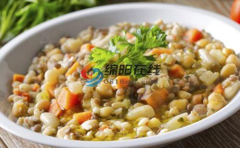 酸梅汤怎么冲泡好喝，酸梅汤粉怎么冲好喝（好喝酸梅汤怎么弄）