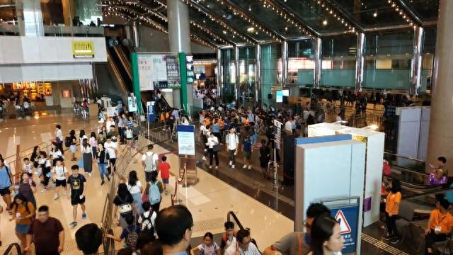 实测｜直击香港书展！多图整理必买必逛攻略