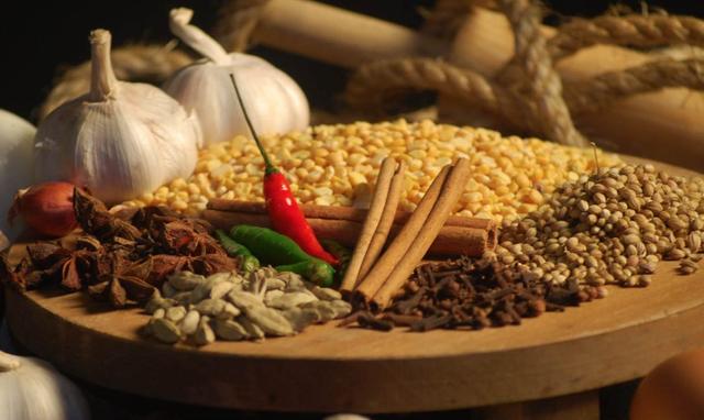 鞋舌头总跑偏怎么解决，鞋舌头总跑偏怎么解决办法（五道口的这家印巴风味餐厅）