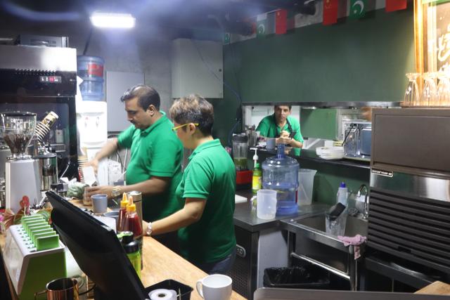 鞋舌头总跑偏怎么解决，鞋舌头总跑偏怎么解决办法（五道口的这家印巴风味餐厅）