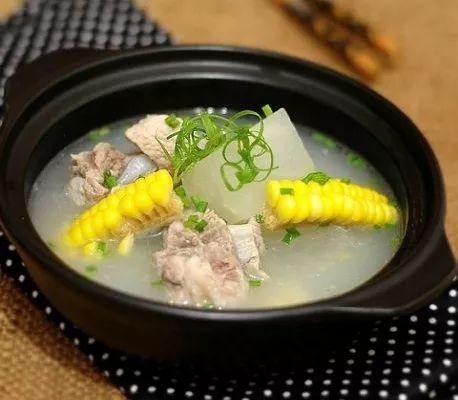 玉米一般煮多长时间，怎么样煮玉米好吃味香甜（煮玉米最最好吃的做法）