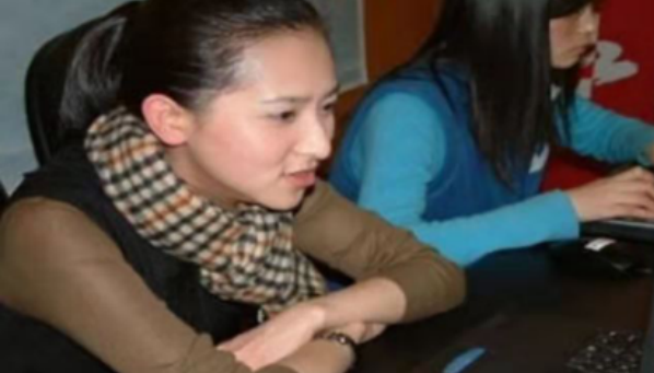 汪涵的老婆照片，汪涵的老婆是谁（汪涵两任妻子都是同事）