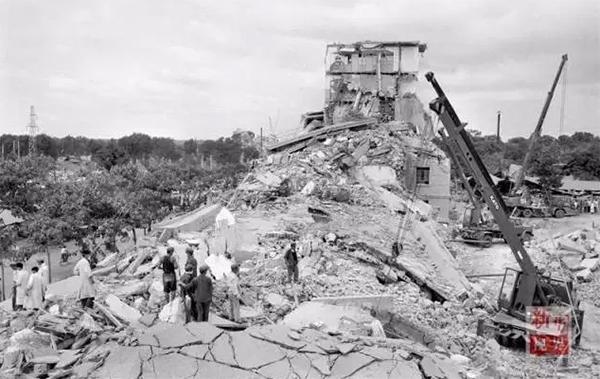 唐山大地震时间，唐山大地震时间死亡人数（回顾唐山大地震的三个故事）