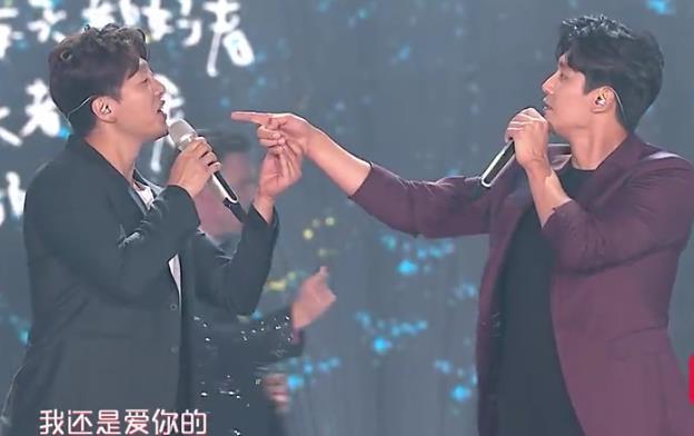 你怎么穿着品如的衣服是什么梗，你怎么穿品如的衣服是什么梗（“我对你耿耿于怀了8年”）