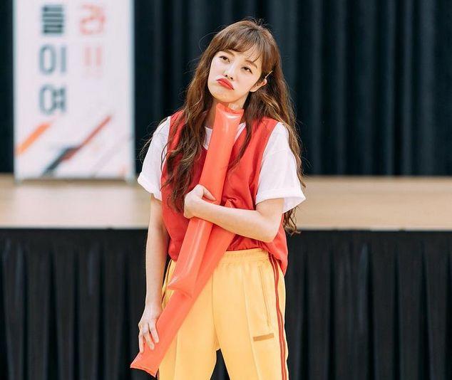 玩尬的是什么意思，尬是什么意思（团建，成年人的大型尴尬现场）