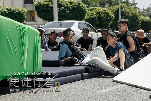 谍影行动的演员，谍影行动影评（《使徒行者2》枪战飞车直升机步步升级）