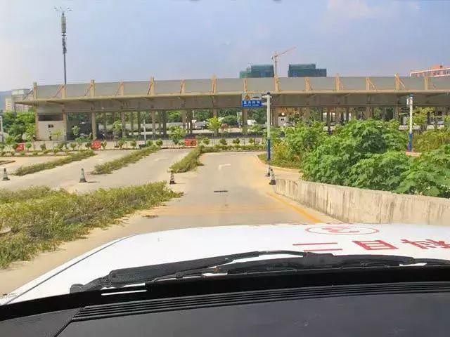 坡道定点停车和起步，坡道定点停车和起步技巧（坡道定点停车与起步详细图解）