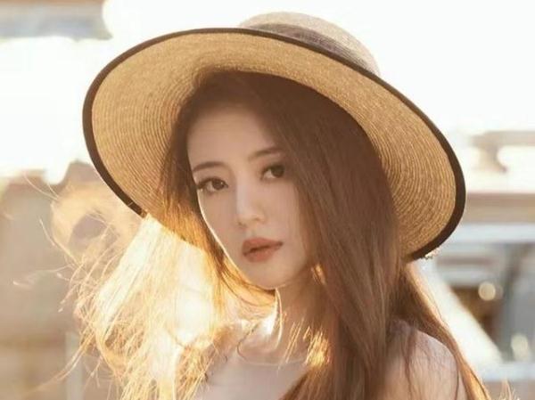 视力多少为近视，视力表多少算近视（最严重的脱离眼镜不知道自己在哪）