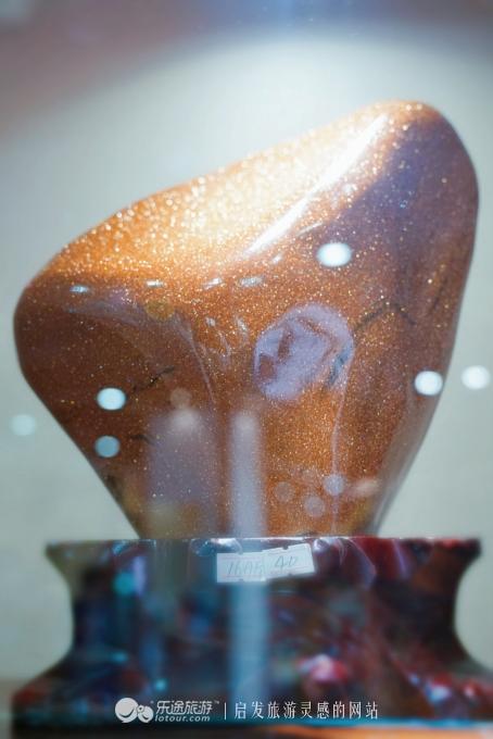 红玛瑙的功效与作用，冰红南红玛瑙的功效与作用（玛瑙中深藏的武侠文化）