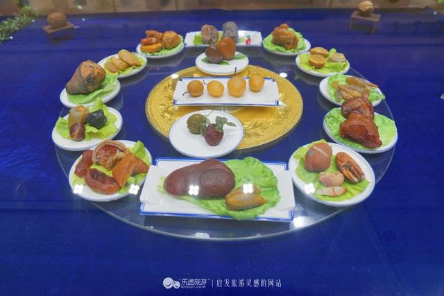 红玛瑙的功效与作用，冰红南红玛瑙的功效与作用（玛瑙中深藏的武侠文化）