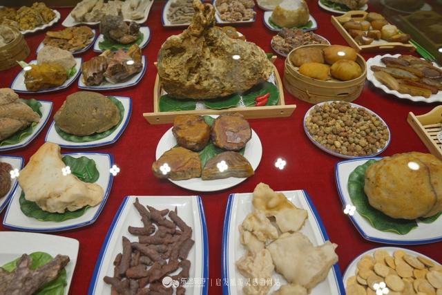 红玛瑙的功效与作用，冰红南红玛瑙的功效与作用（玛瑙中深藏的武侠文化）