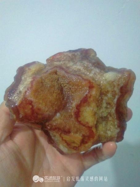 红玛瑙的功效与作用，冰红南红玛瑙的功效与作用（玛瑙中深藏的武侠文化）