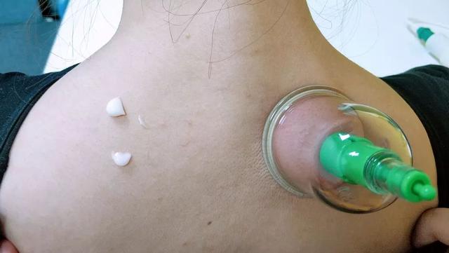 背薄一寸下一句是什么，背薄一寸下一句话怎么说（千万别做“背厚”的人）