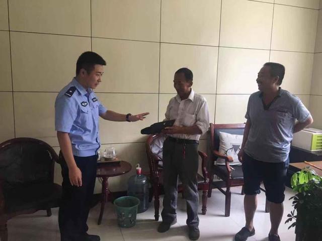 梦见破财是什么征兆，梦见破财是什么意思（德州一老人扔两万多现金破财消灾）