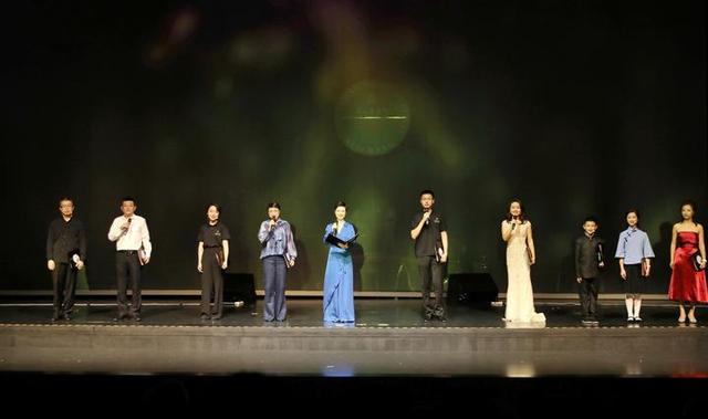 于红梅二胡独奏梁祝，谁有G调二胡梁祝谱子（2019遂昌汤公音乐节开幕）