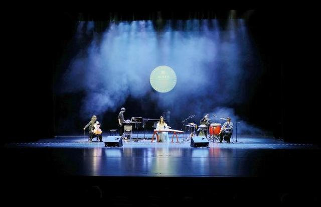 于红梅二胡独奏梁祝，谁有G调二胡梁祝谱子（2019遂昌汤公音乐节开幕）