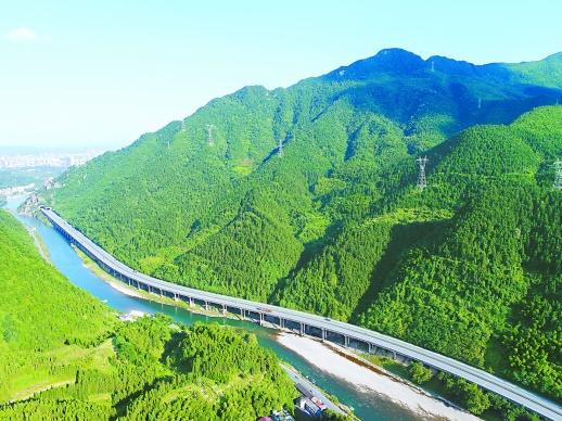 g60高速建于哪一年，大地印记丨沪昆高速湖南段