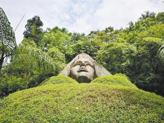 令人神往的基诺山寨