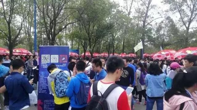 扫楼是什么意思，娱乐圈扫楼是什么意思（大一新生要加入学生会和社团么）