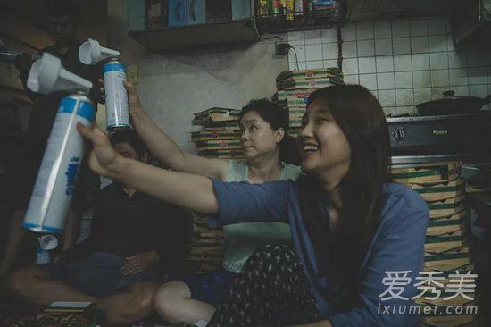 韩国寄生虫电影，12部寄生虫电影推荐（韩国电影寄生虫的结局是什么意思）