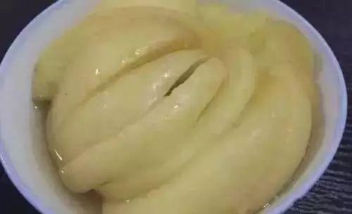 黄豆水有哪些功效，煮黄豆水喝有什么功效（降压排毒就吃它）