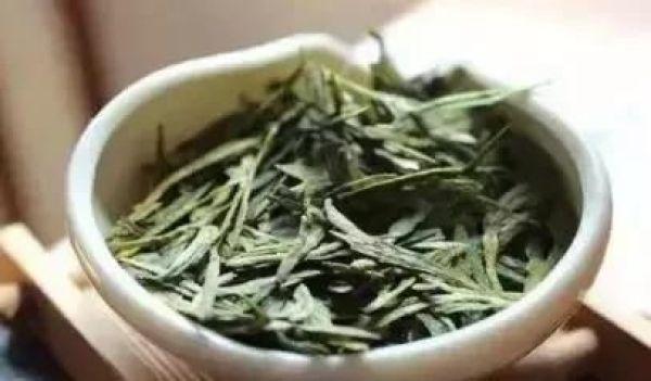 碧螺春产于哪里，碧螺春的产地出自哪里（碧螺春和龙井茶哪个好喝）