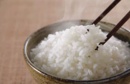 米饭怎么蒸才好吃，如何做蒸米饭又软又好吃（蒸米饭总是不香怎么办）