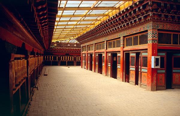 theocracy，cracy是什么意思（沈卫荣︱今天我们依然是香格里拉的囚徒吗③）