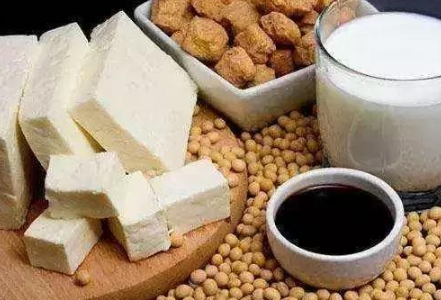 黑色素缺失吃什么补充最快，白斑忌口食物一览表（照着吃可提高黑色素增加几率）