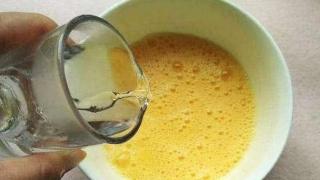 开水冲鸡蛋的正确做法，开水冲鸡蛋的做法（喝之前最好了解这几点，别大意）