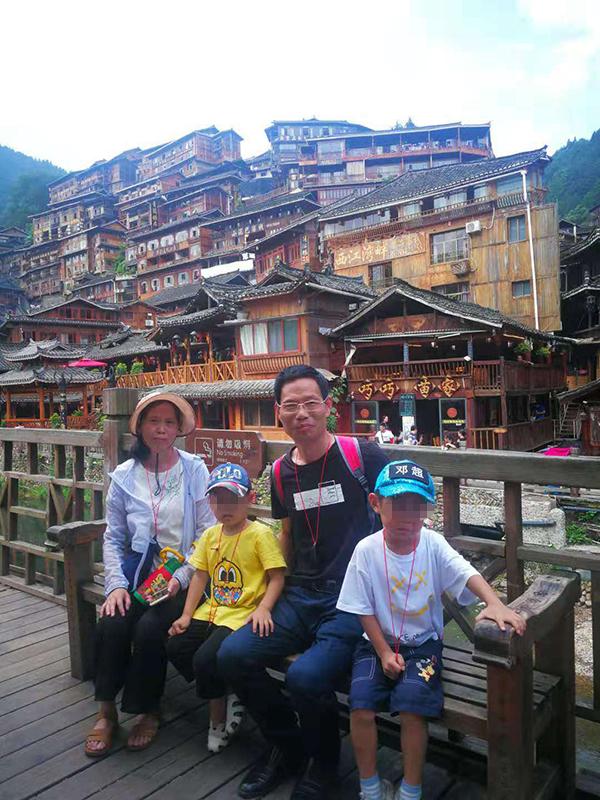 麦当劳称肯德基里的圣代叫什么，圣代冰淇淋是麦当劳还是肯德基（那些害怕被喊“妈妈”的母亲们）