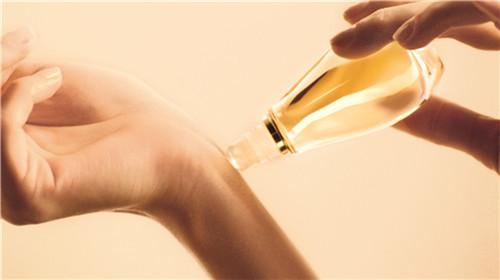 迪奥真我香水专柜，迪奥全国专柜地址（开启自信性感的真我时刻）